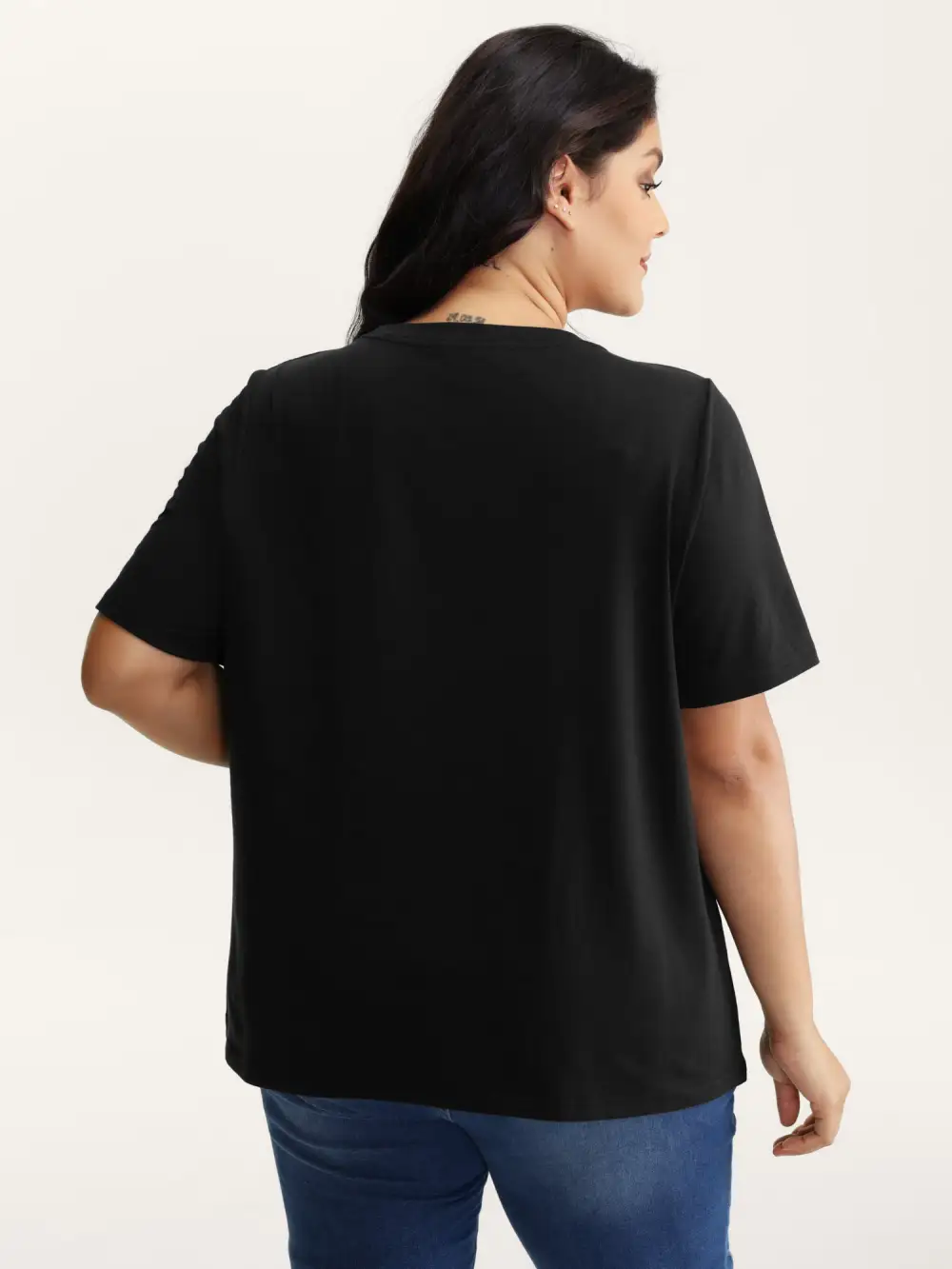 Stretchy Round Neck Solid T-Shirt