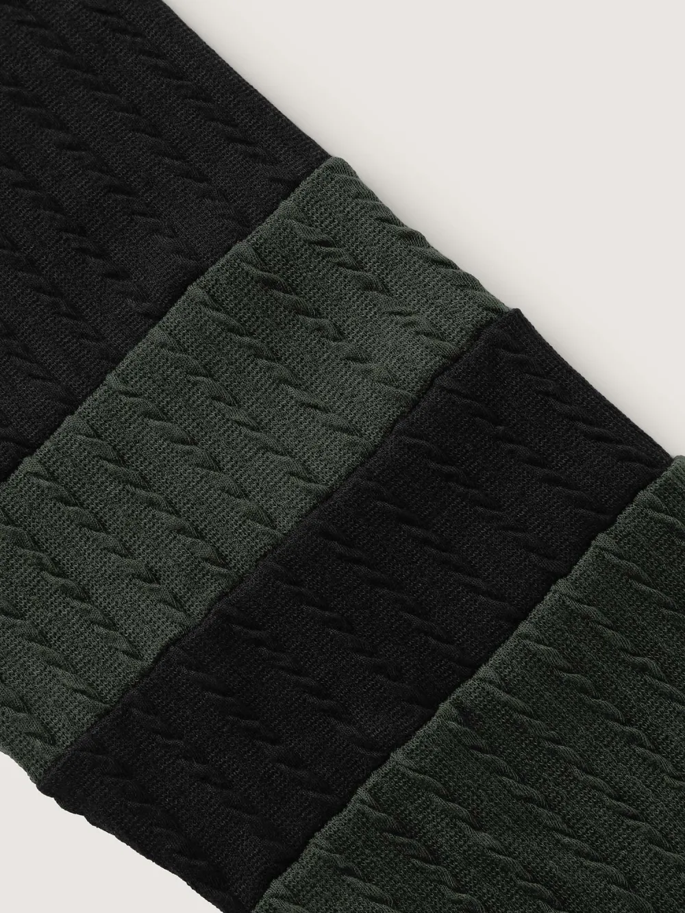 Textured Color Contrast Half-Zipper Hoodie