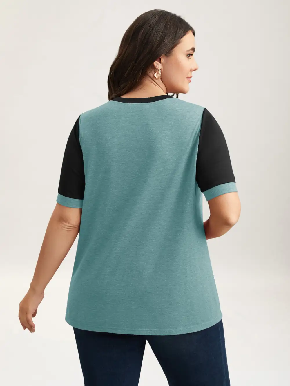 Stretchy Scalloped Lace Color Contrast T-Shirt