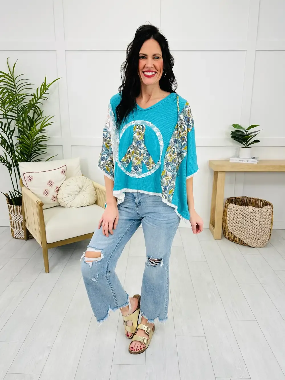 Peaceful Meadow Top In Aqua Blue/Cream