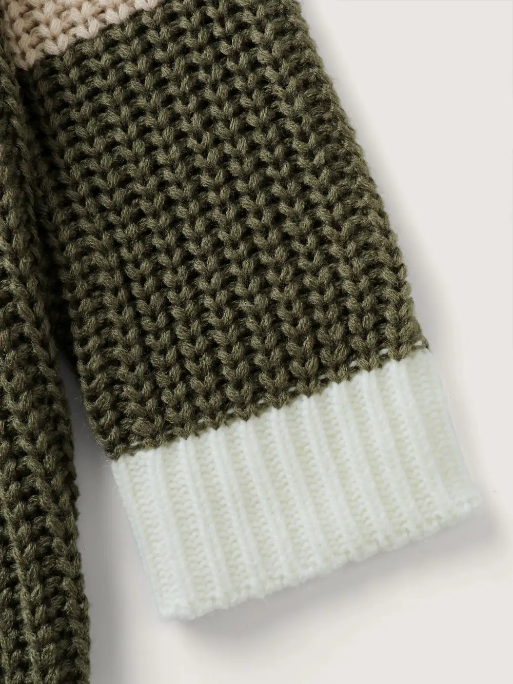 Colorblock Hooded Textured Pullover