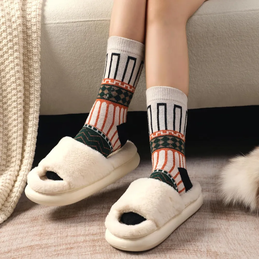 Clothirily Wool Socks- Thick Soft Wool Socks for Women, Vintage Warm Womens Wool Socks, Winter Warm Boot Socks for Women Men