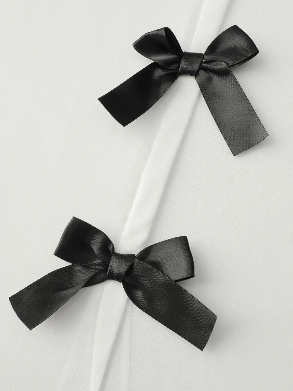 Bowknot Slit Round Neck T-Shirt