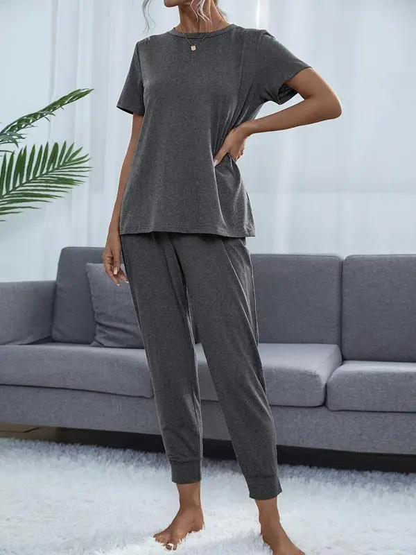 Women's Round Neck Tee & Cropped Pants Lounge Set