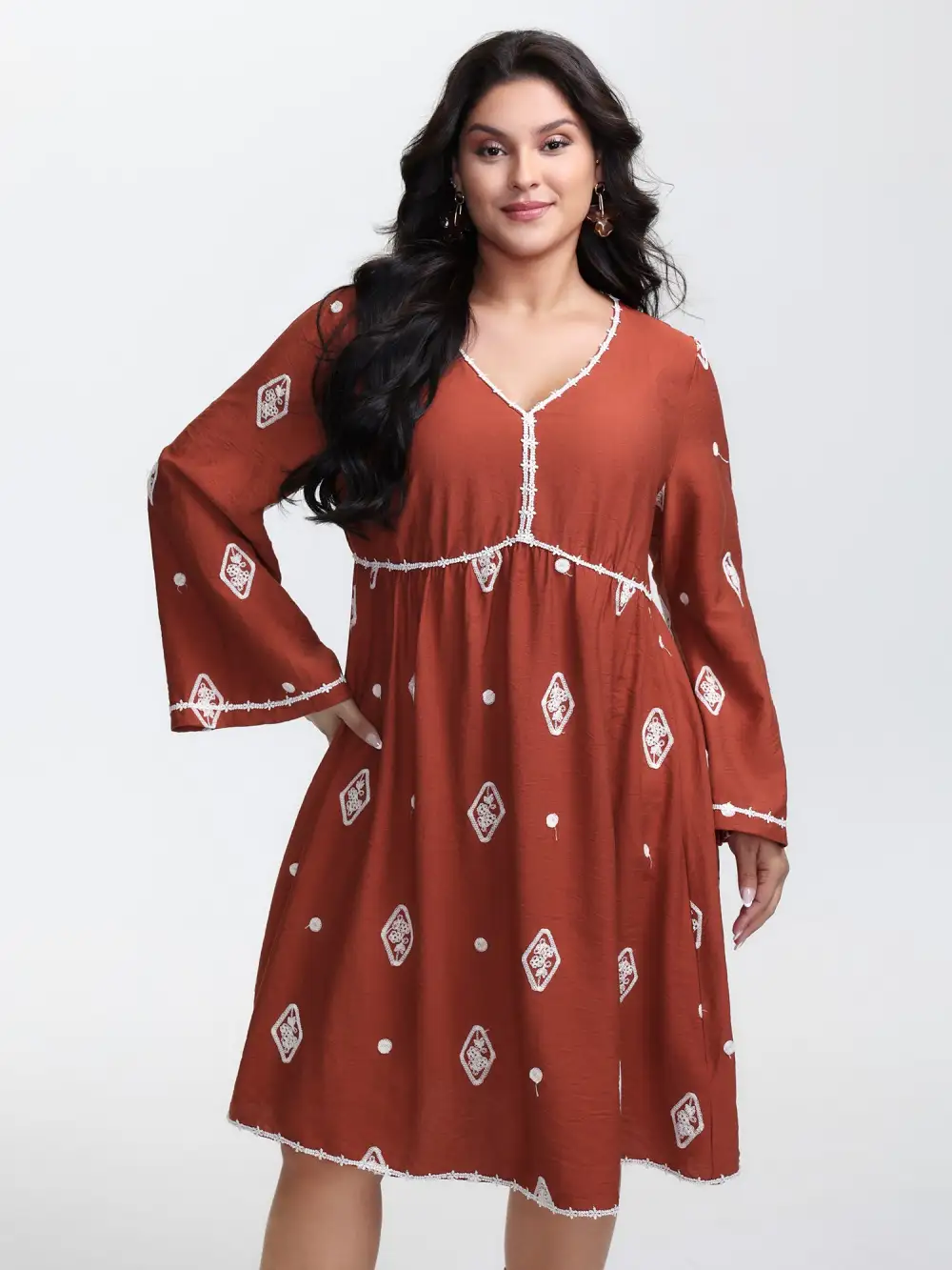 Embroidered Stretchy Waist Contrast Midi Dress