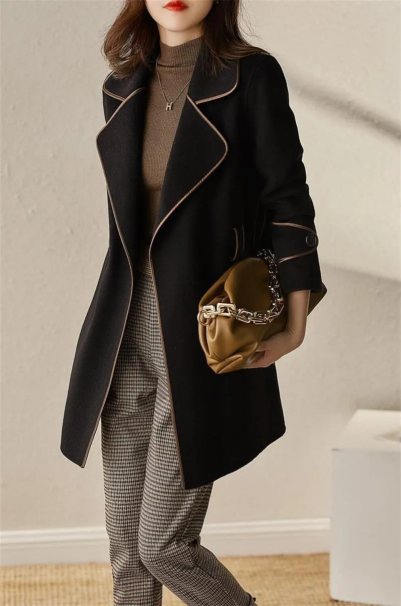Contrasted trims front tie lapel coat