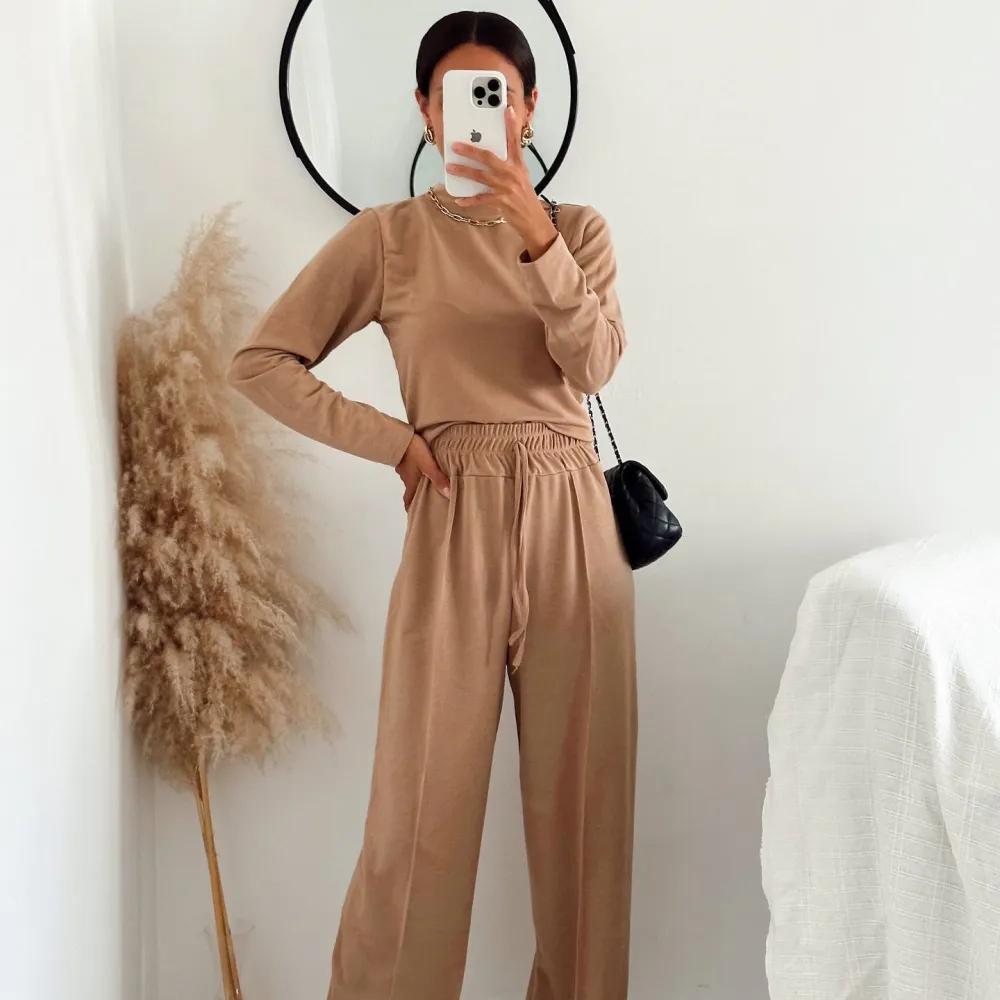 Solid color round neck wide leg casual set