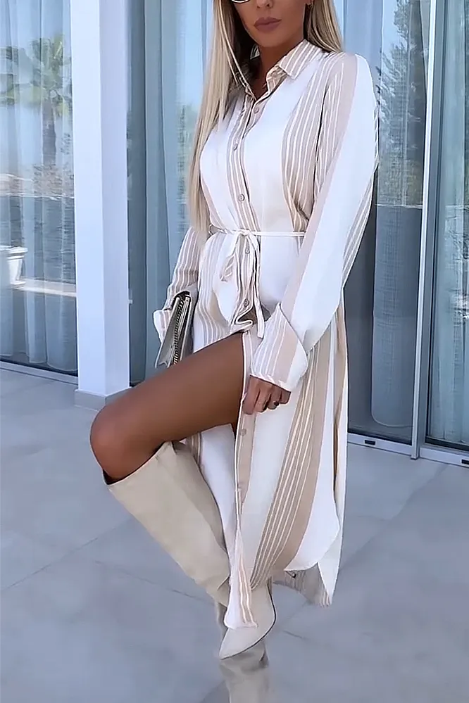 V-neck satin patterned dress