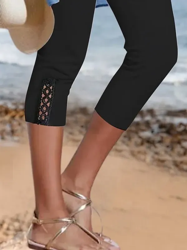 Women's Black Cut Out Capri Leggings