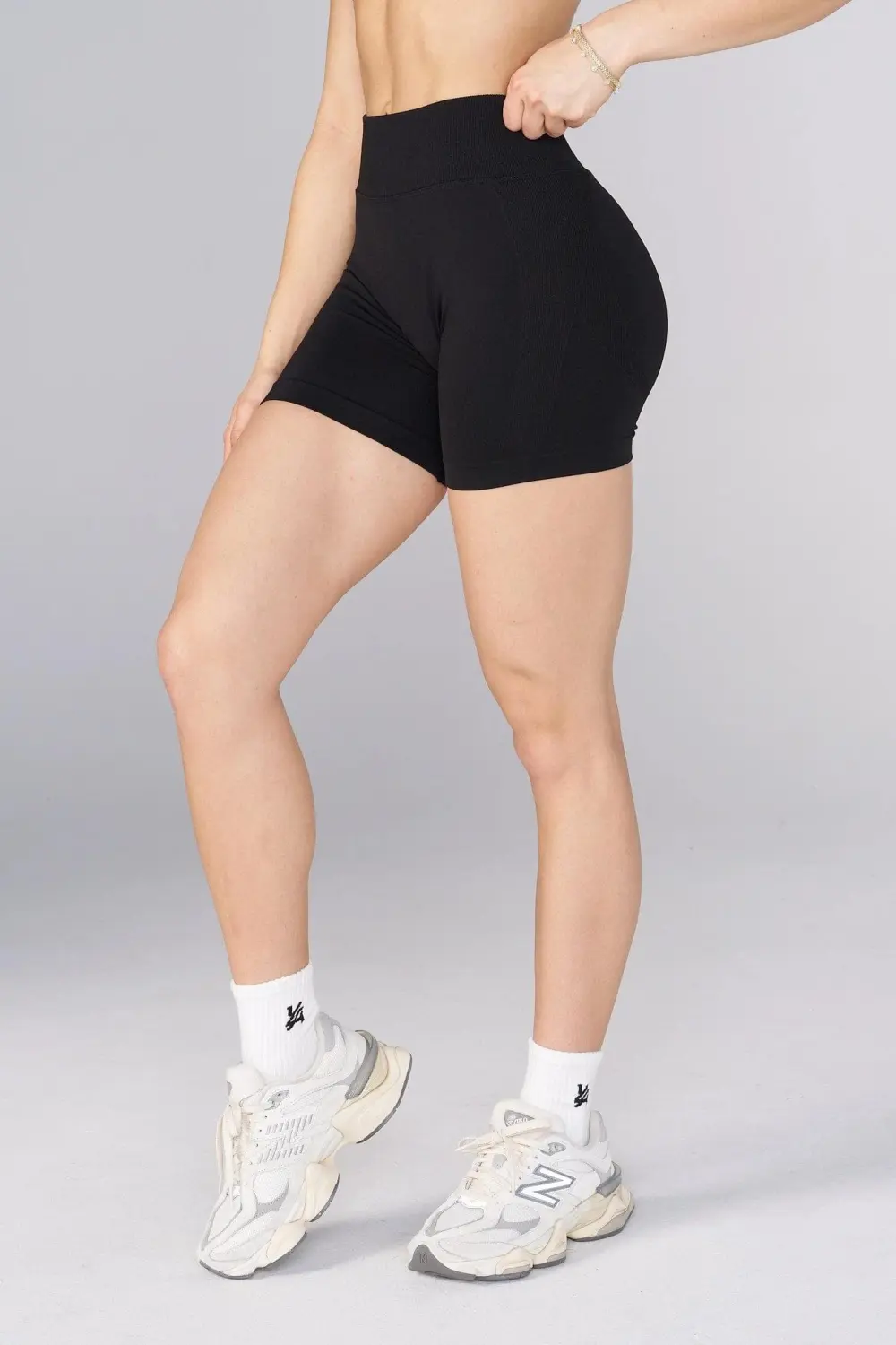 W148 Curve hourglass Shorts 5