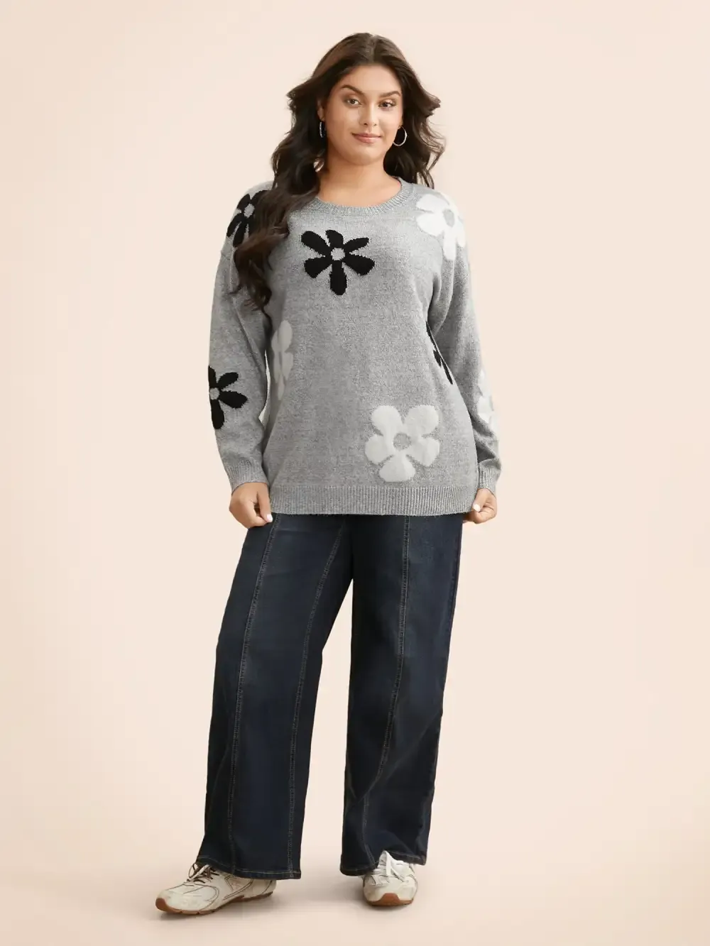 Round Neck Floral Jacquard Pullover