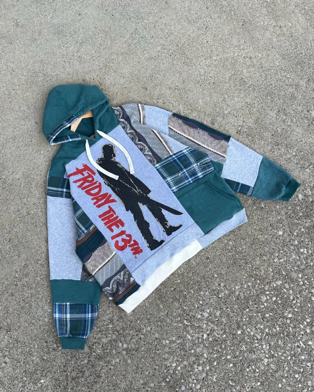 Green hoodie sweatshirts how perfect and cozy piece for your Halloween day