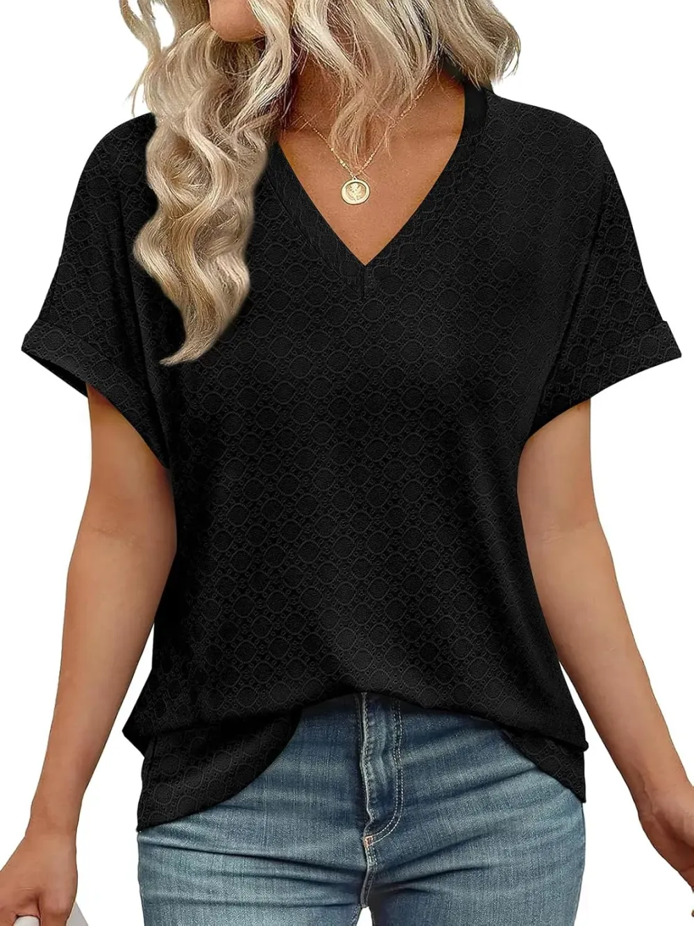 ✨Women's V Neck Eyelet Dressy Casual Basic Short Sleeve Tees