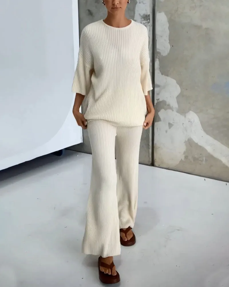 Minimalist mid-sleeved knitted two-piece set