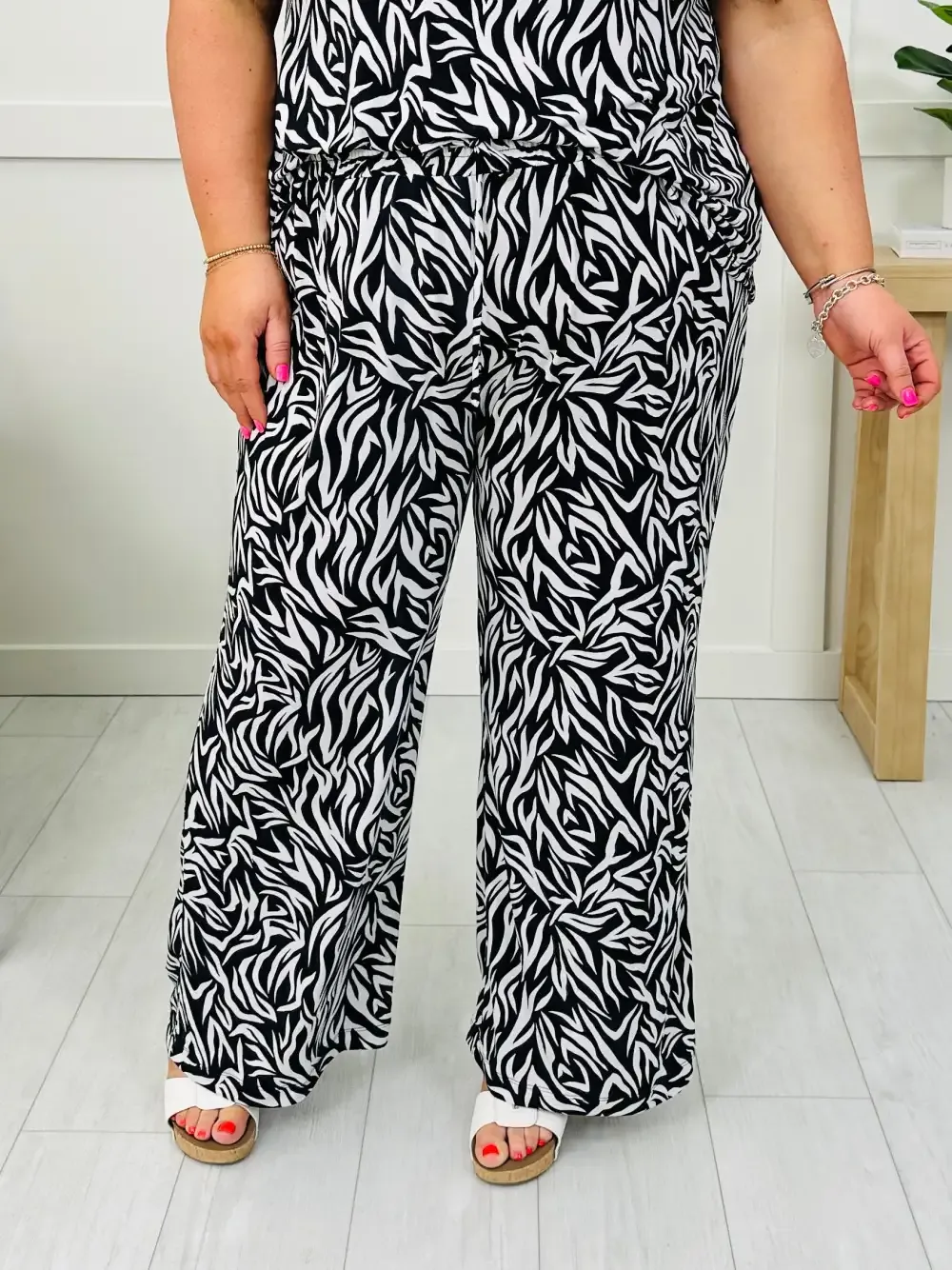 Take Me To The Beach Set in Laguna