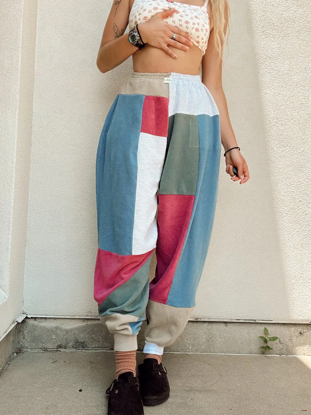 PATCHWORK SWEATS