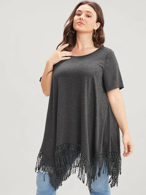 Solid Round Neck Lace Fringe Hem T-shirt