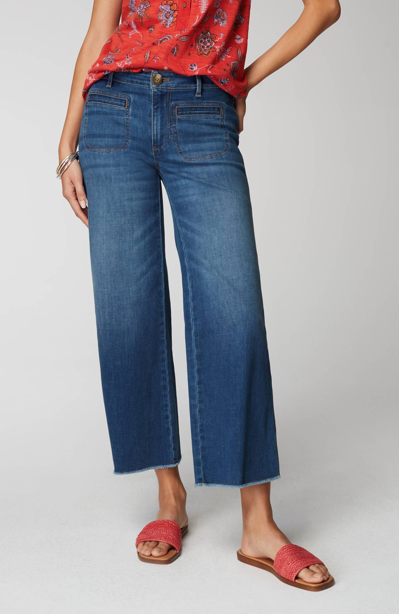Wide-Leg Welt-Pocket Crops