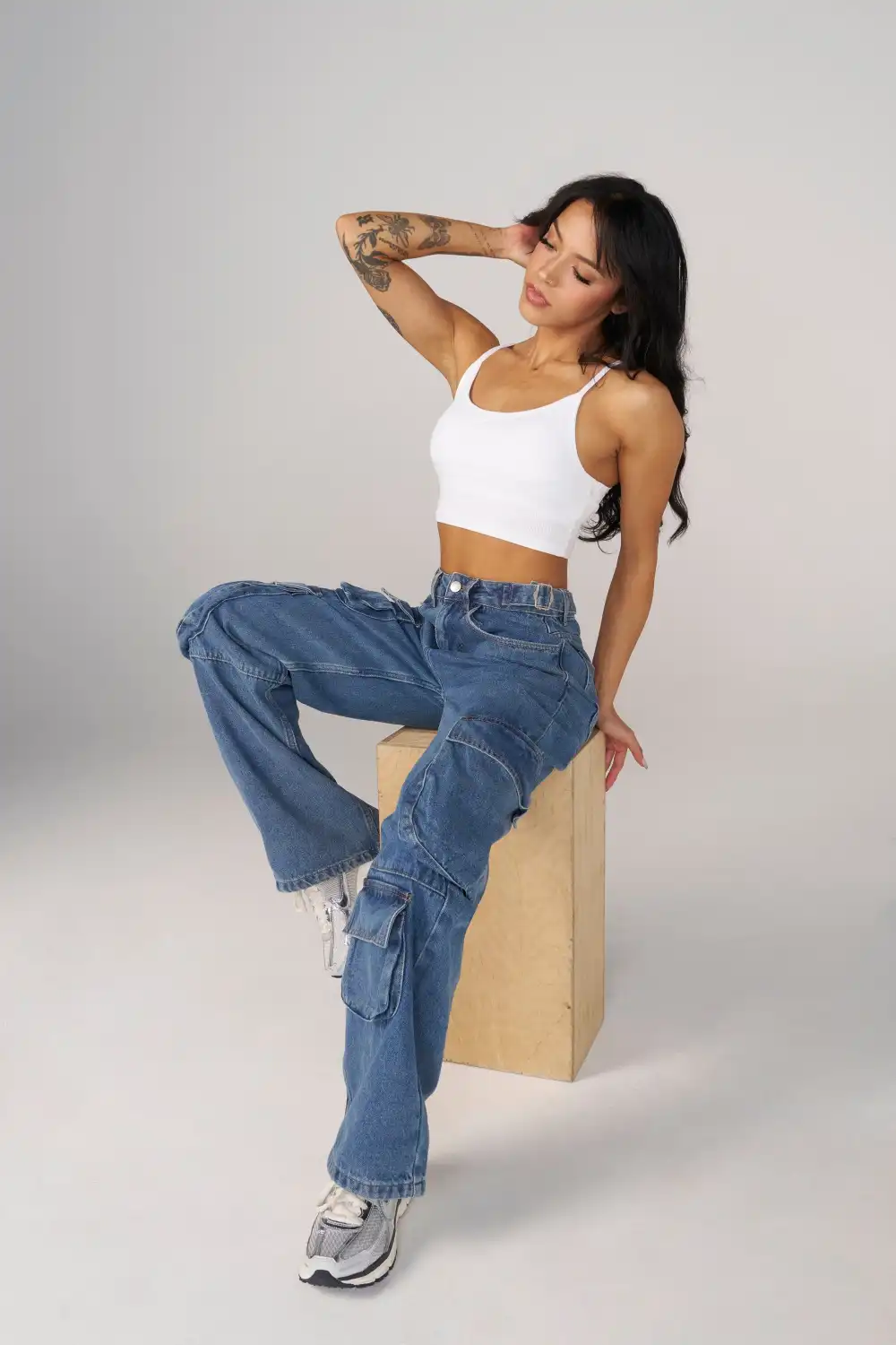 W242 Straight Leg Cargo Jeans