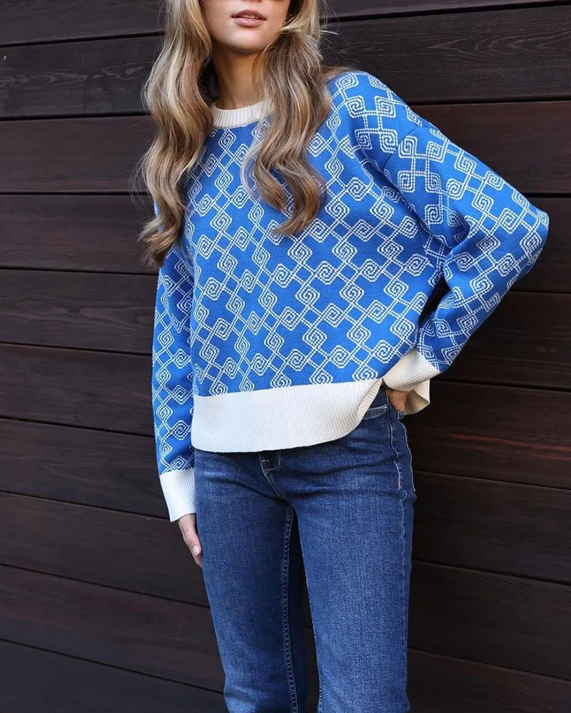 Chic on-trend jacquard sweater