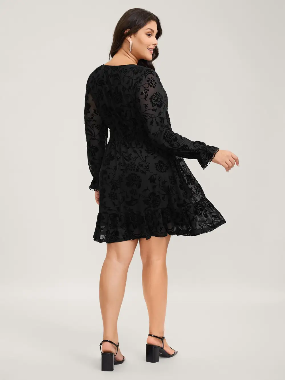 Textured Floral Shirred Waist Knee-Length Dress