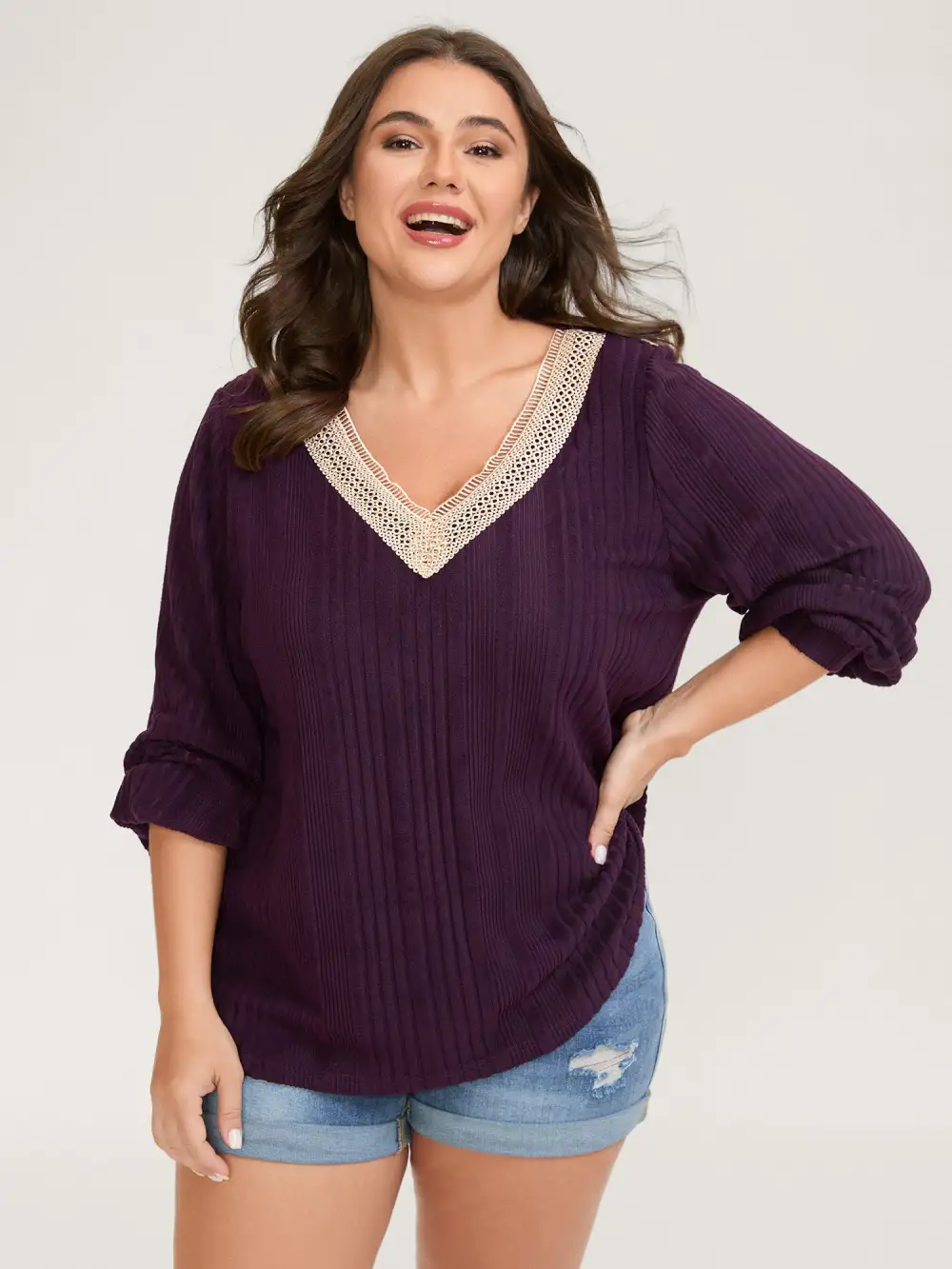 Textured Contrast Neckline Solid T-Shirt