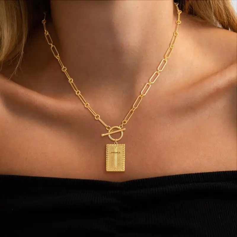 ✝️ Cross Pendant Paperclip Chain Necklace,  Unisex, Waterproof and Sweat-Resistant