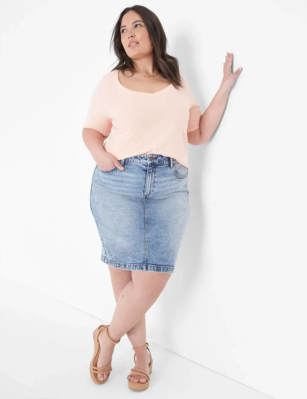 Modern Perfect Sleeve V-Neck Tee