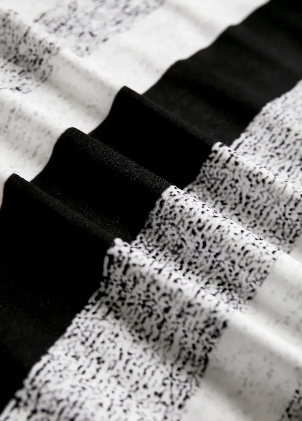 Black Zipper Striped Long Sleeve Turn Down Collar Sweatshirt