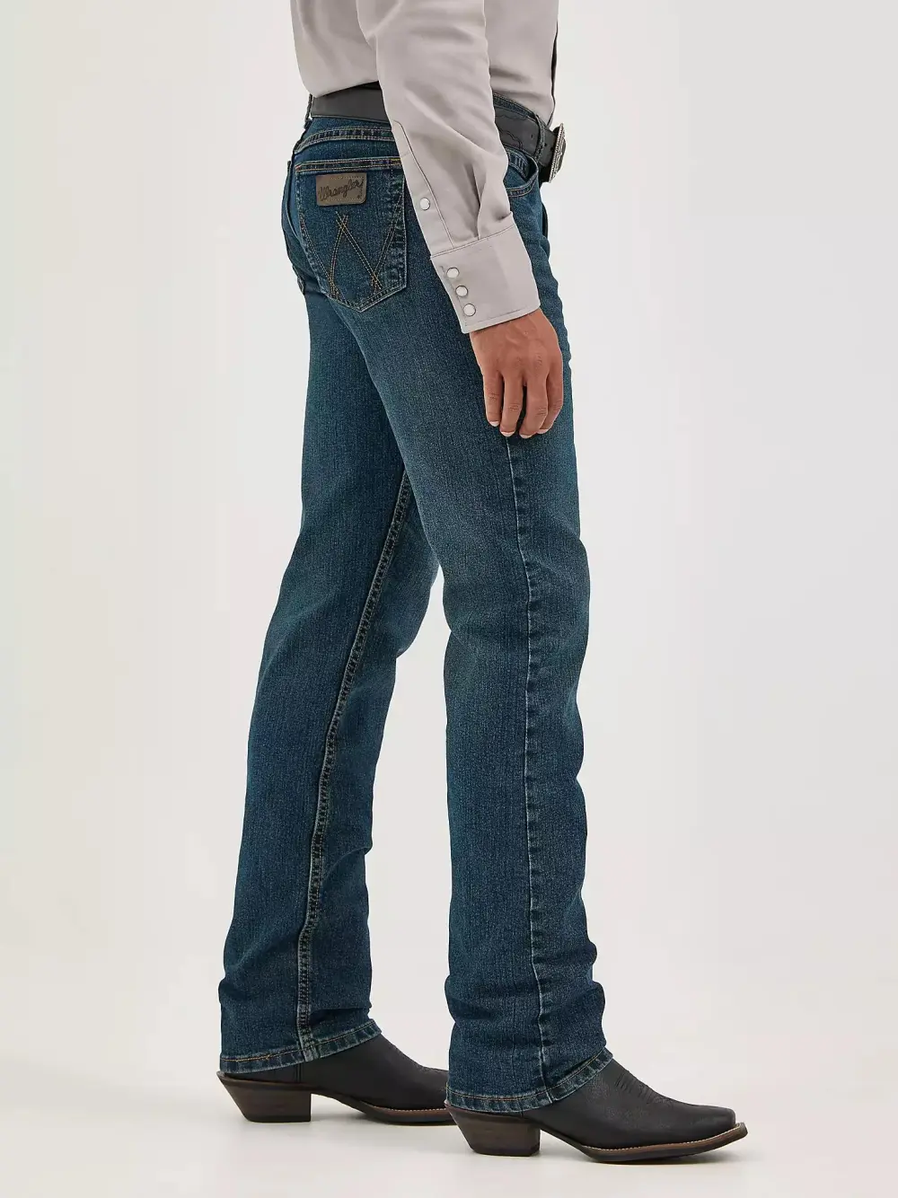 WRANGLER 20X ADVANCED COMFORT 02 COMPETITION SLIM JEAN IN ROOT BEER