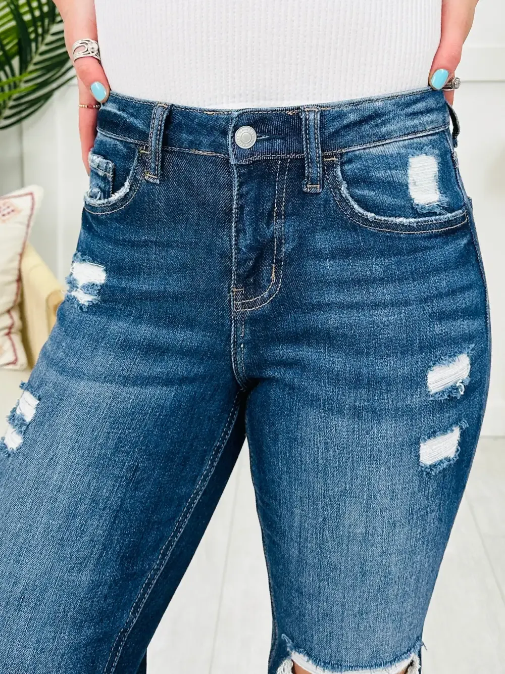 You're My Lover 2.0 Cropped Straight Leg Jeans