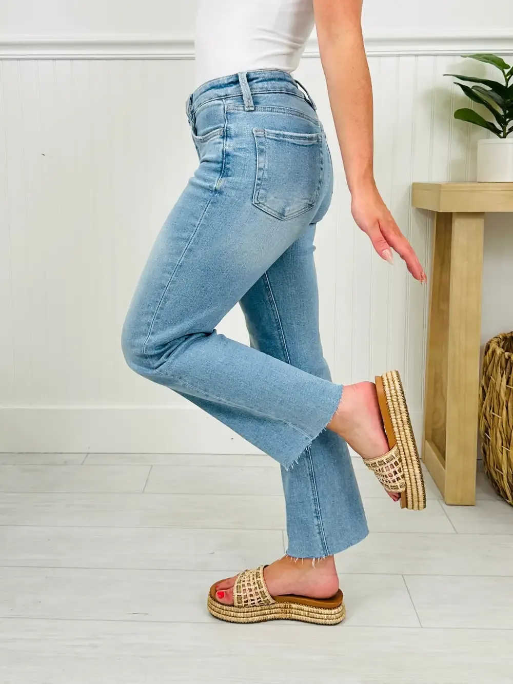 Somewhere Sunny Tummy Control Cropped Slim Fit Wide Leg Jeans