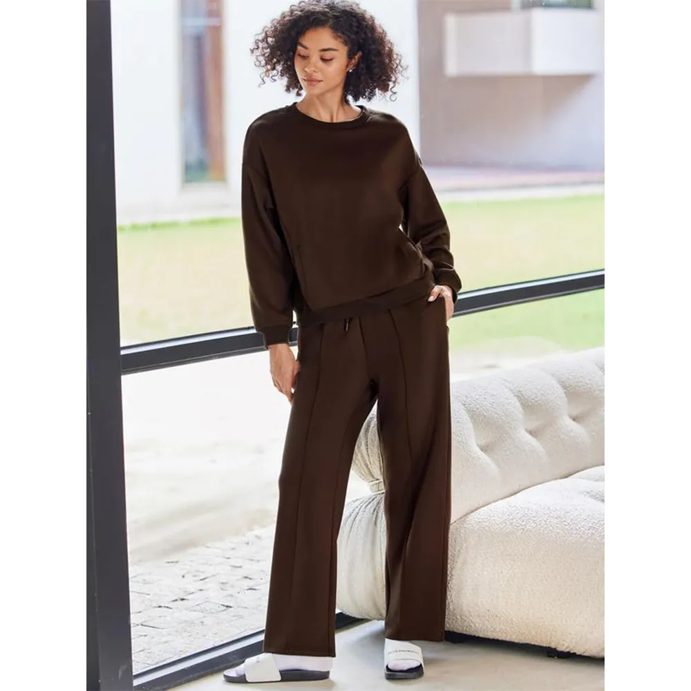 2-Piece Sweatshirt & Pants Set – Comfy Travel or Home Outfit