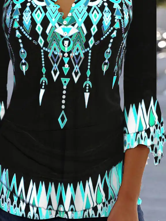 Women's Graphic Printed 3/4 Sleeve V-neck Top