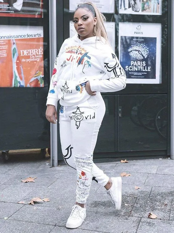 White 2 piece set tops and bottoms how perfect and cozy piece for your Halloween day