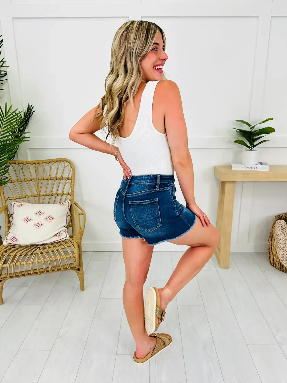 Chasing Summer Shorts with Tummy Control