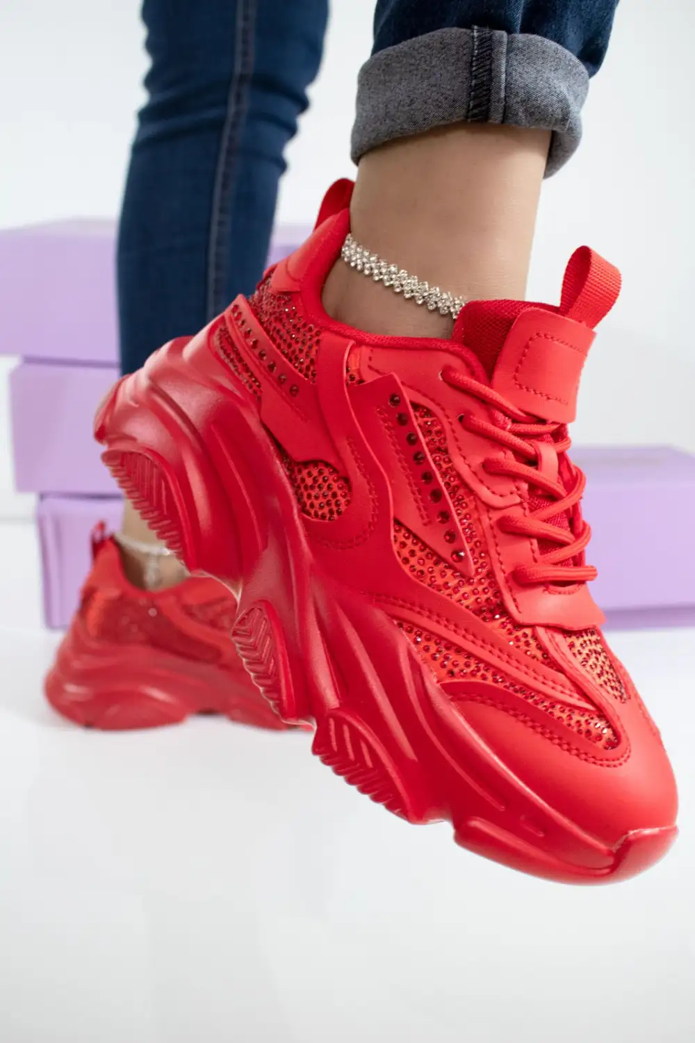 CHARLEE | RED