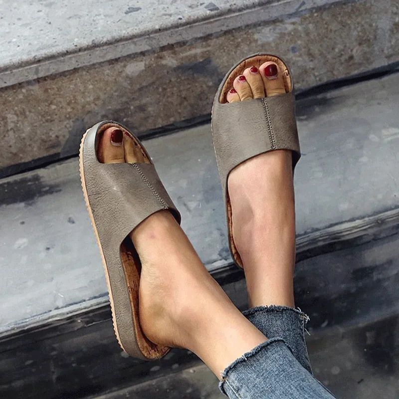 Retro wood grain flat sandals