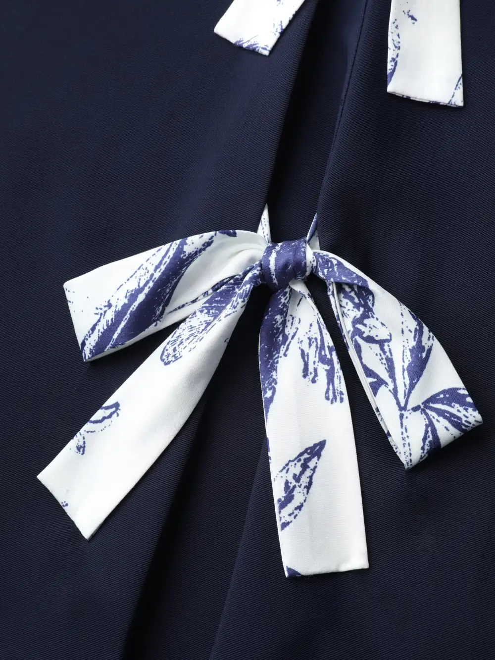 Bowknot Back Split Hem Contrast Blazer