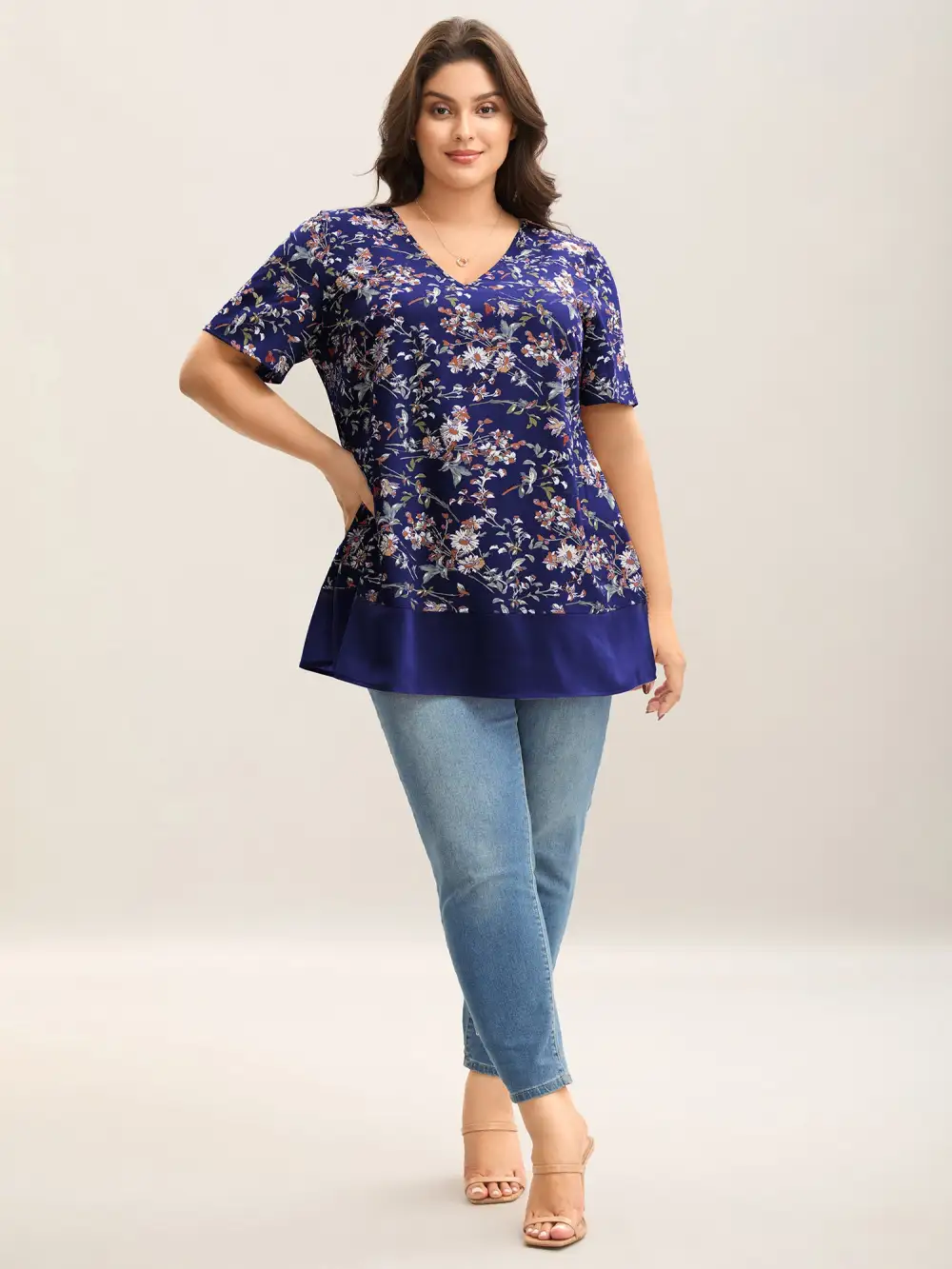 Garden Print Spliced V-Neck Blouse
