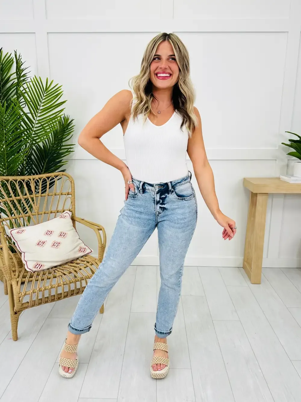 Take My Advice Tummy Control MOCO Exclusive Straight Jeans