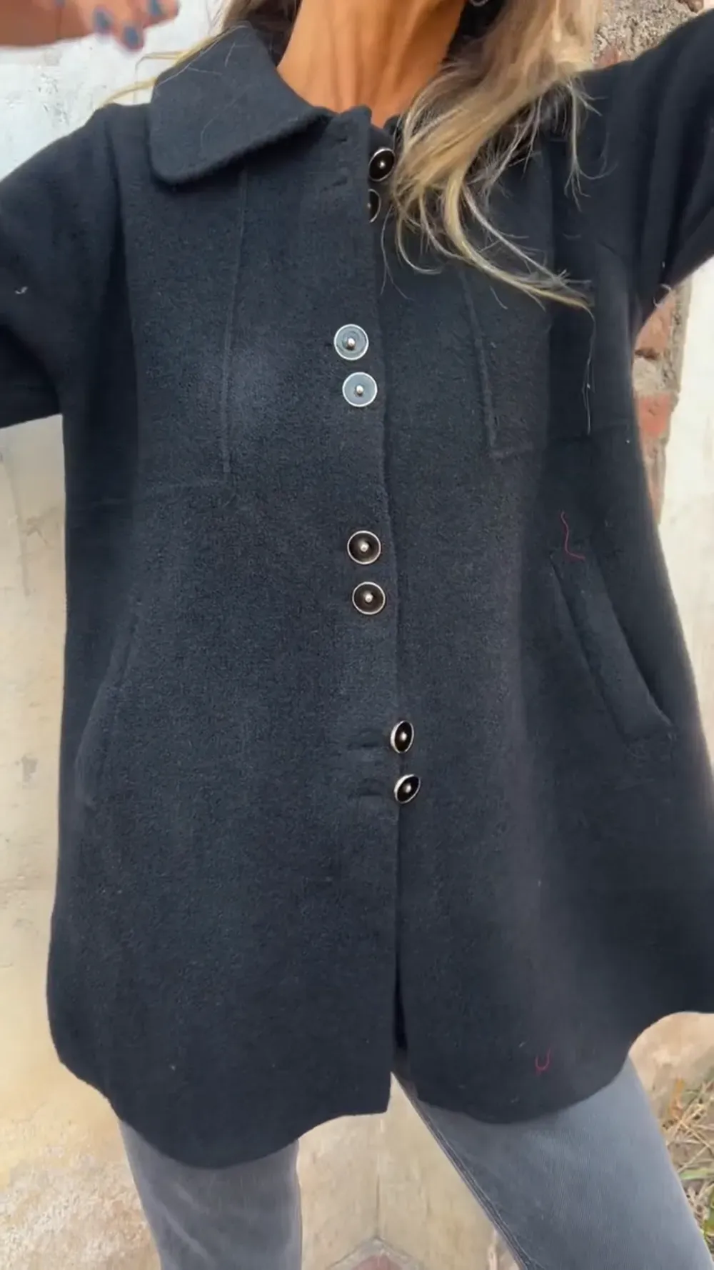 Wool Blend Buttoned Coat