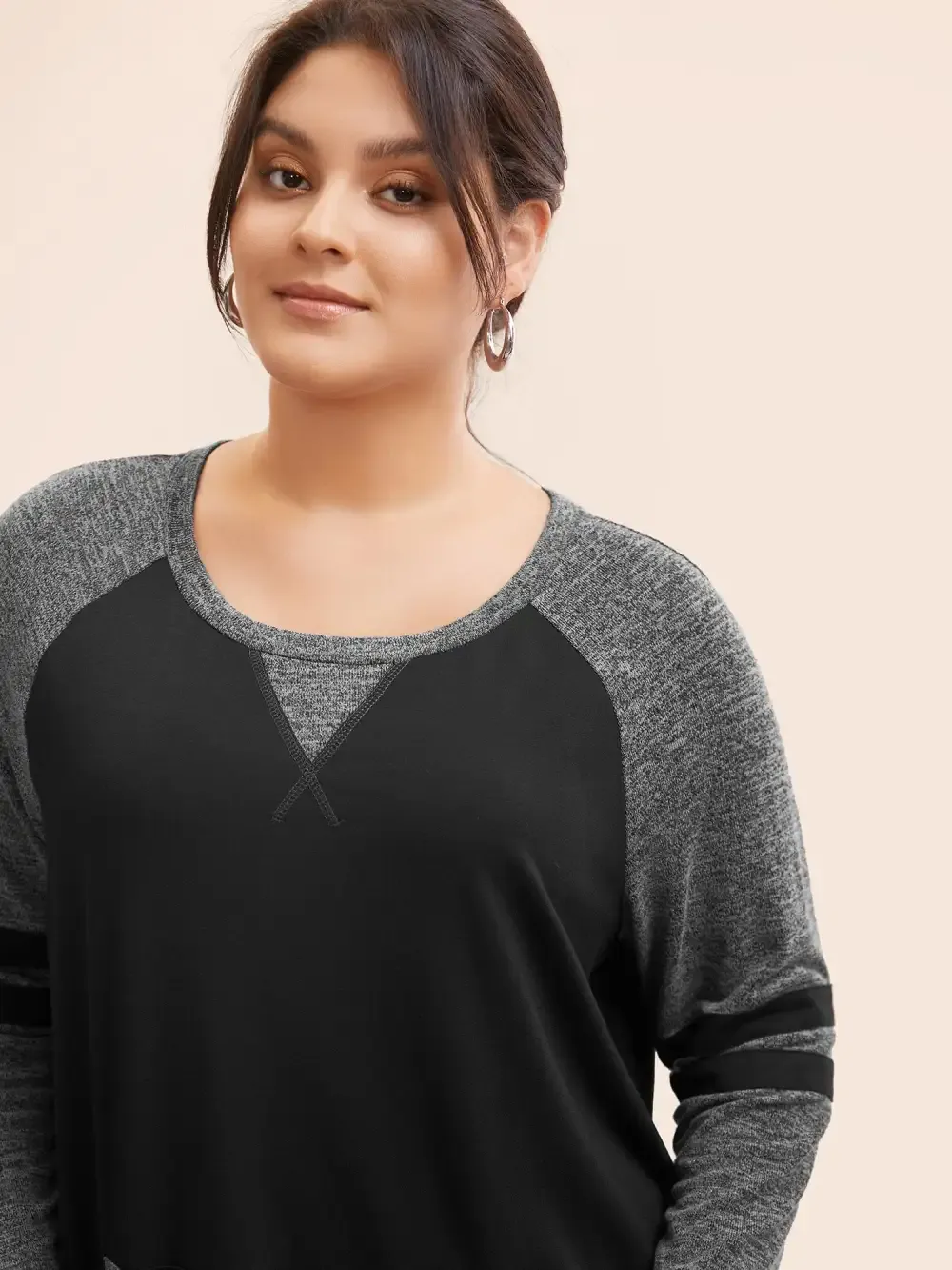 Striped Contrast Pocket Raglan Sleeve High Low Hem Sweatshirt