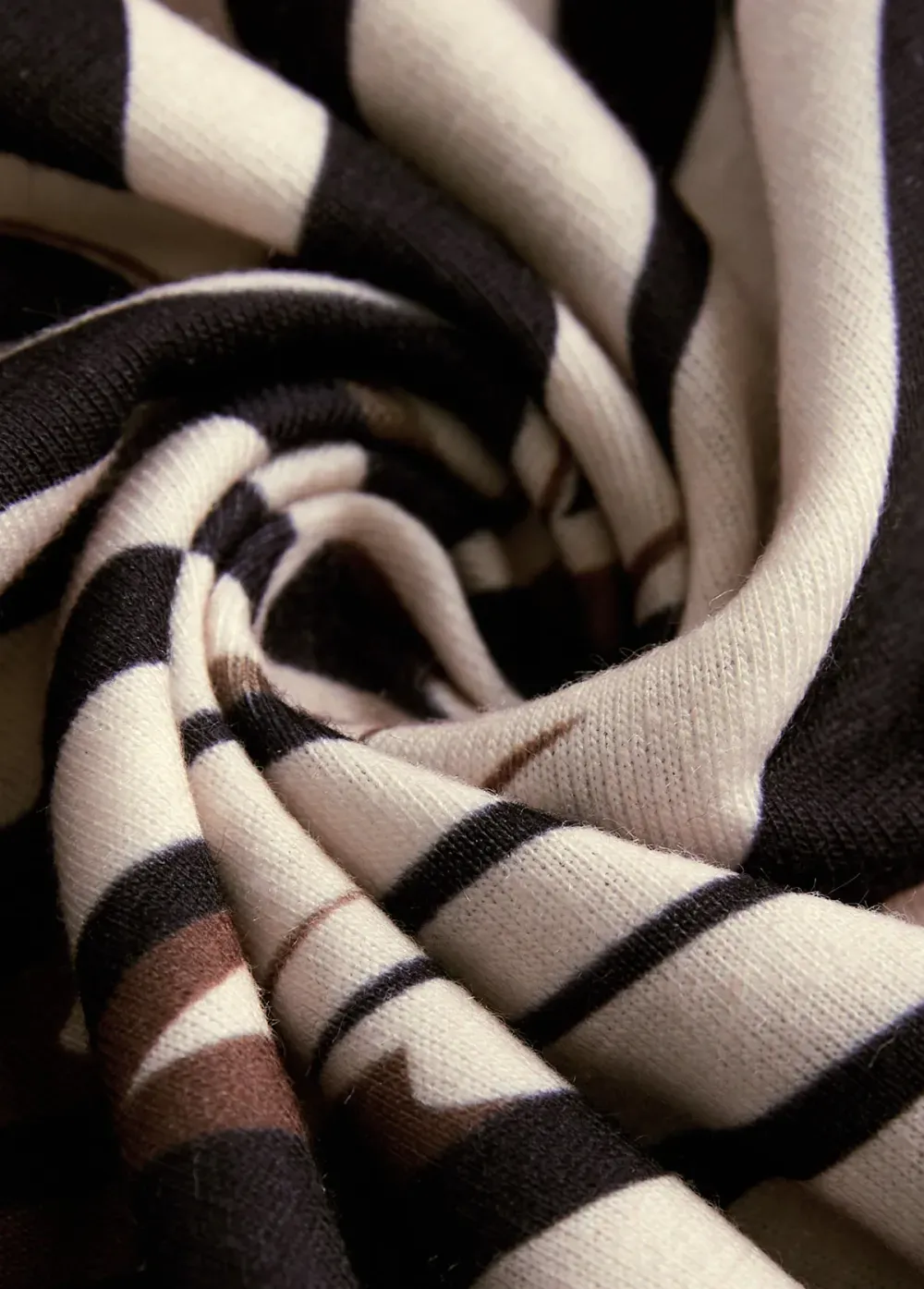 Black Tropical Plants Print Short V Neck Shift Dress