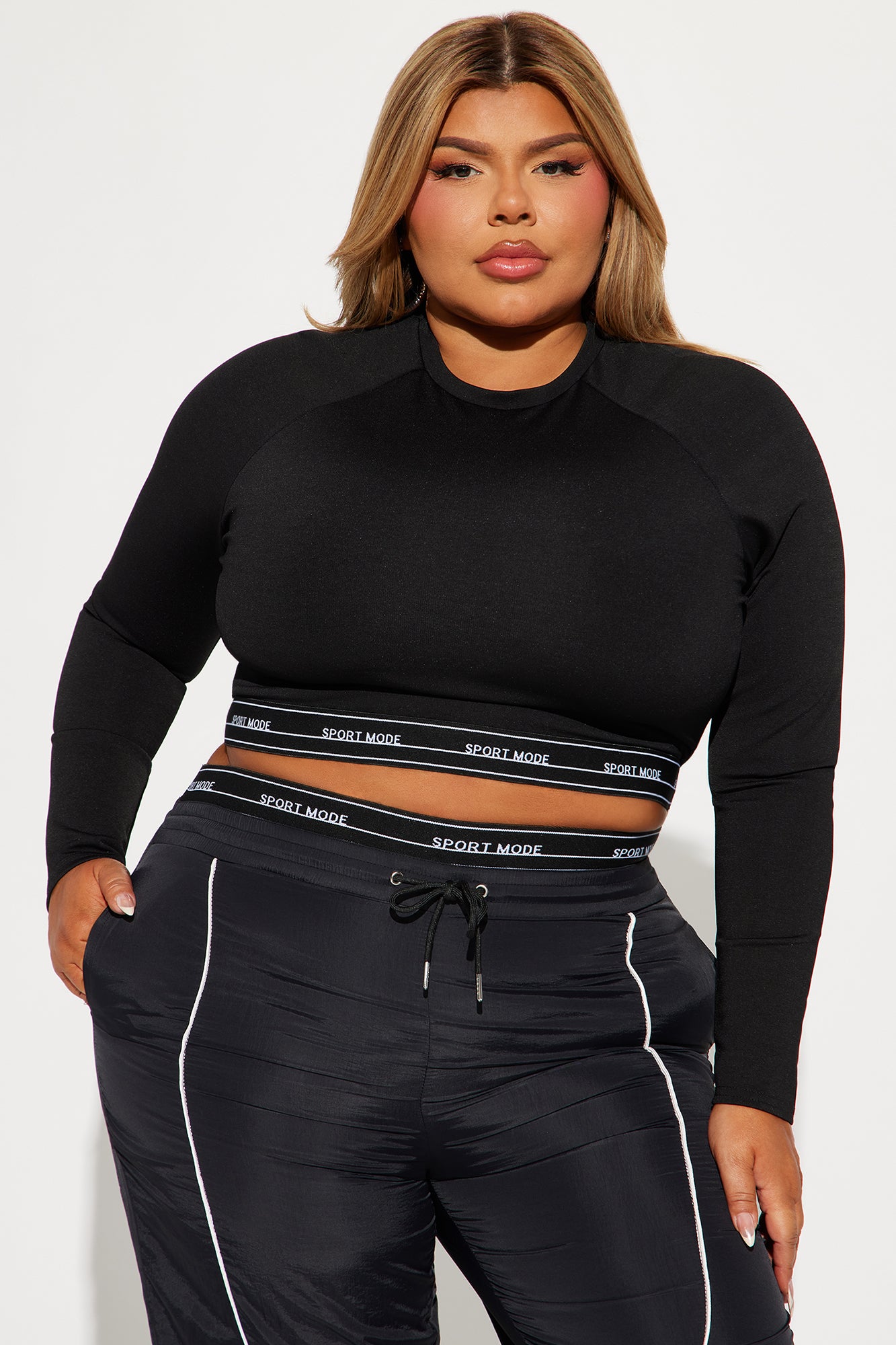 My Moment Windbreaker Pant Set - Black