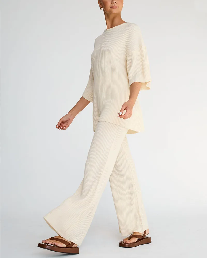 Minimalist mid-sleeved knitted two-piece set