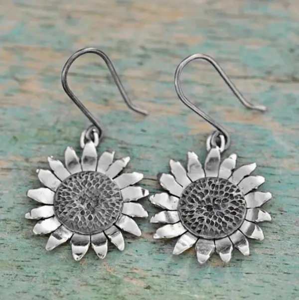 Temperament Retro Wild Sun Flower Earrings