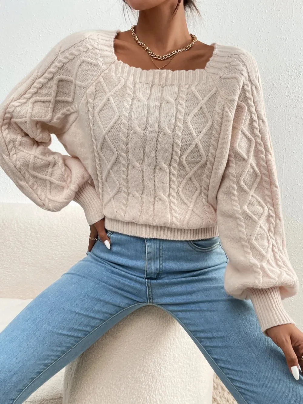 Fashionable square neck sweater sweater