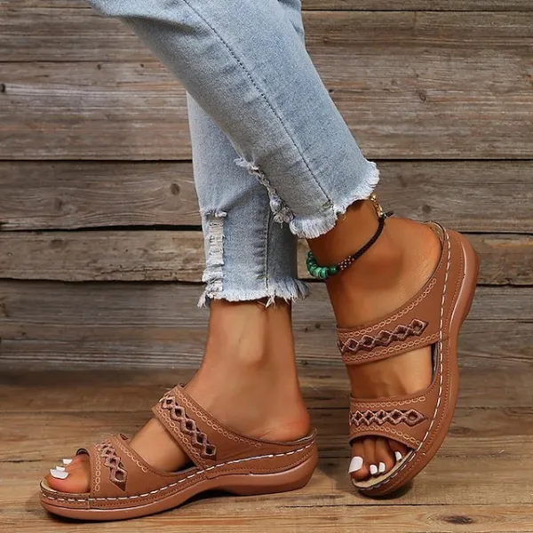 Women's Sandals Slippers Casual Daily Beach Solid Colored Summer Spring Cut Out Embroidery Wedge Heel Round Toe Casual Minimalism Synthetics Loafer Wine