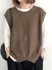 Womens Fashion-Forward Solid Crew Neck Sweater Vest - Stylish & Comfortable, Sleeveless Layering Essential for Spring & Fall